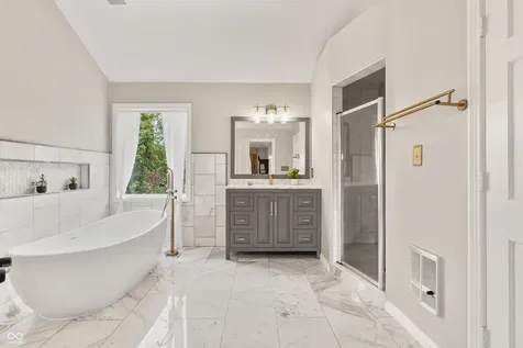 8646 Sturgeon Bay Lane Indianapolis IN 46236