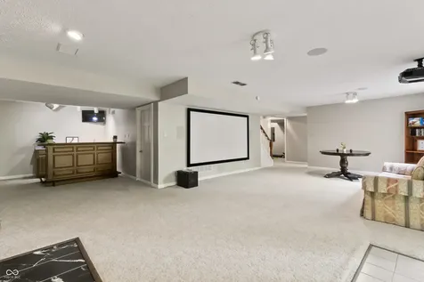 8646 Sturgeon Bay Lane Indianapolis IN 46236