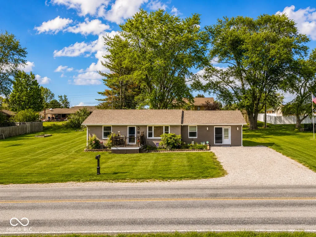 9250 E 50 N Columbus IN 47203