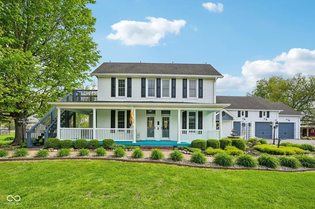 211 Whiteland Road Whiteland IN 46184