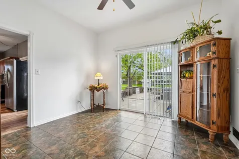 211 Whiteland Road Whiteland IN 46184