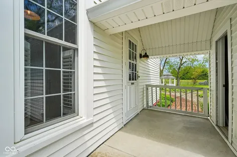 211 Whiteland Road Whiteland IN 46184