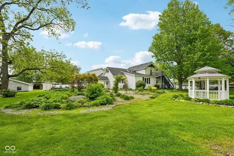 211 Whiteland Road Whiteland IN 46184