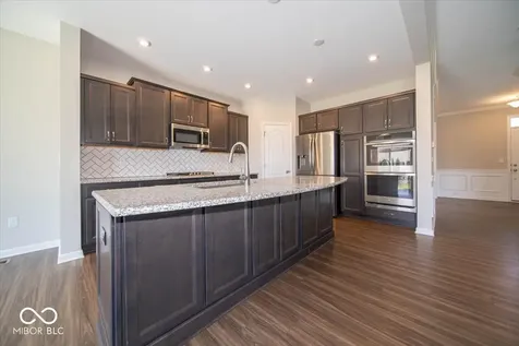 1402 Hove Drive Greenwood IN 46143