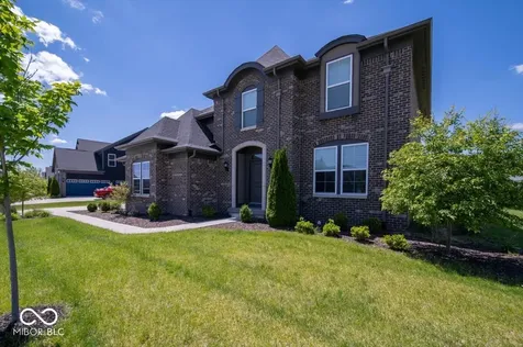 1402 Hove Drive Greenwood IN 46143