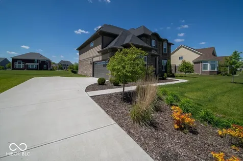 1402 Hove Drive Greenwood IN 46143