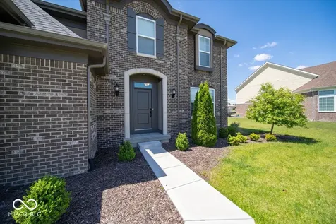 1402 Hove Drive Greenwood IN 46143