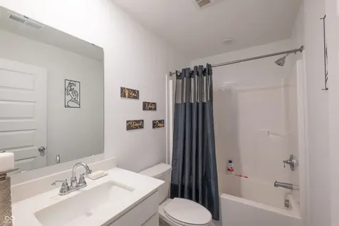 4417 Nokes Place Indianapolis IN 46239