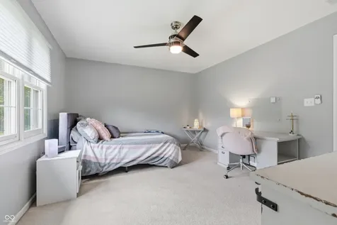 13221 Griffin Run Carmel IN 46033
