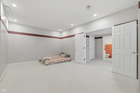 13221 Griffin Run Carmel IN 46033