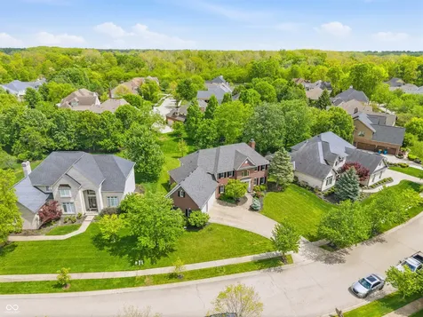13221 Griffin Run Carmel IN 46033