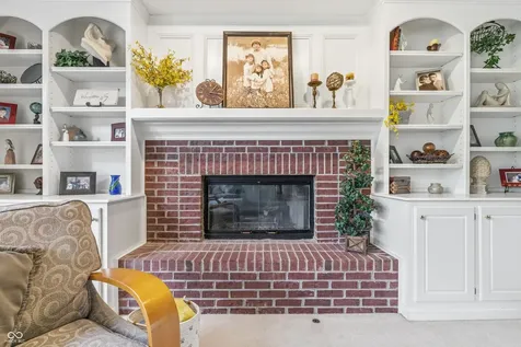 13221 Griffin Run Carmel IN 46033