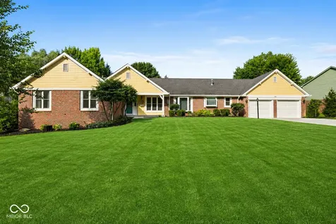 220 Governors Lane Zionsville IN 46077