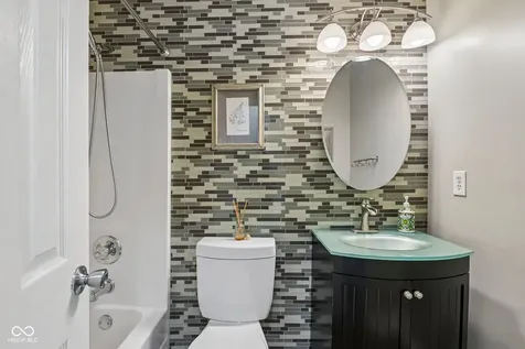 119 Village Green Drive Indianapolis IN 46227