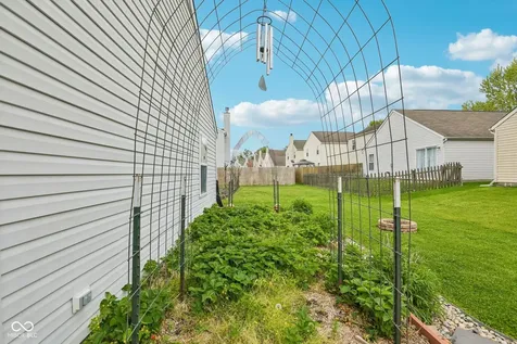 119 Village Green Drive Indianapolis IN 46227