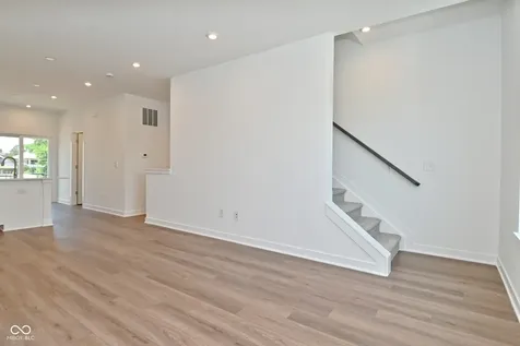 2436 Winthrop Avenue Indianapolis IN 46205