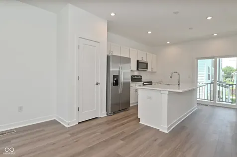 2436 Winthrop Avenue Indianapolis IN 46205