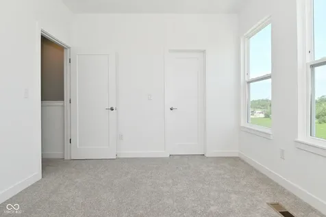 2436 Winthrop Avenue Indianapolis IN 46205