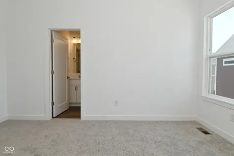 2436 Winthrop Avenue Indianapolis IN 46205