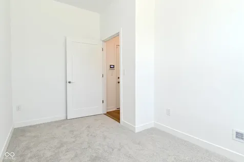2436 Winthrop Avenue Indianapolis IN 46205