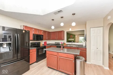 6783 Wild Cherry Drive Fishers IN 46038