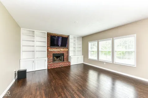 9007 Daisy Court Noblesville IN 46060