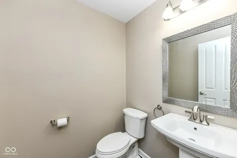9007 Daisy Court Noblesville IN 46060