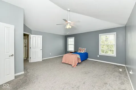 9007 Daisy Court Noblesville IN 46060