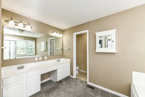 9007 Daisy Court Noblesville IN 46060