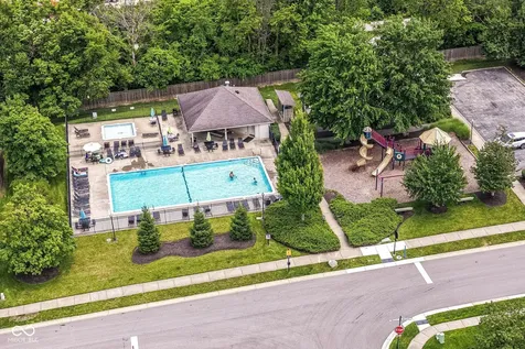 9007 Daisy Court Noblesville IN 46060