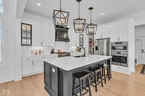 1521 Ballad Way Westfield IN 46074