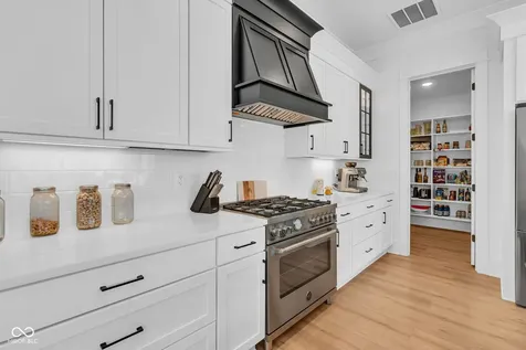 1521 Ballad Way Westfield IN 46074