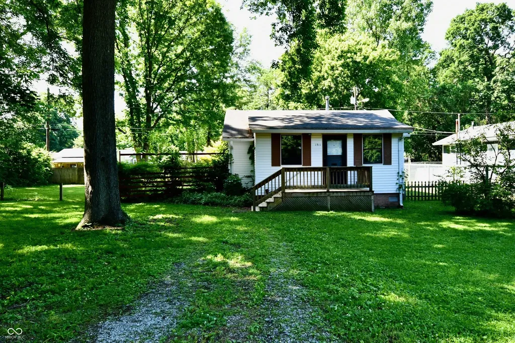 1511 Maxine Road Indianapolis IN 46240
