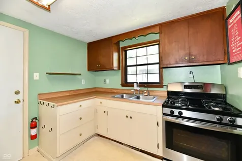 1511 Maxine Road Indianapolis IN 46240