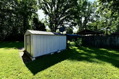 1511 Maxine Road Indianapolis IN 46240