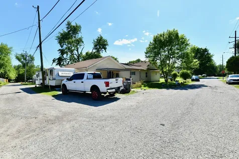 5623 E 18th Street Indianapolis IN 46218