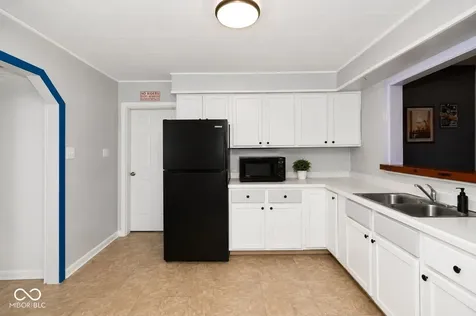 5623 E 18th Street Indianapolis IN 46218