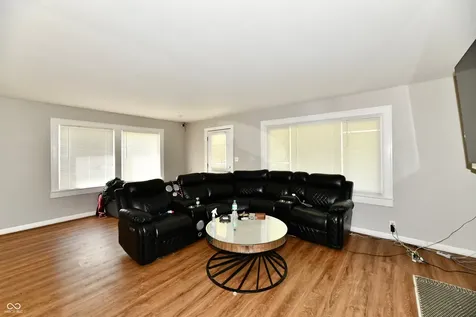 5623 E 18th Street Indianapolis IN 46218