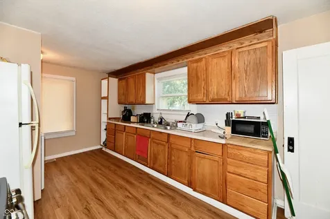 5623 E 18th Street Indianapolis IN 46218