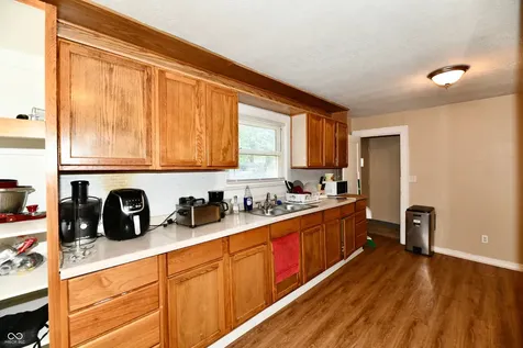 5623 E 18th Street Indianapolis IN 46218