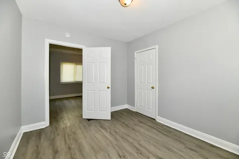 1025 Sharon Avenue Indianapolis IN 46222