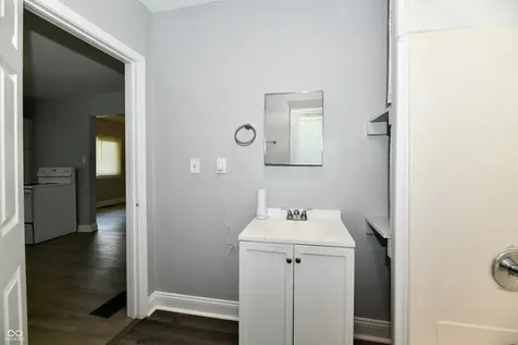 1025 Sharon Avenue Indianapolis IN 46222