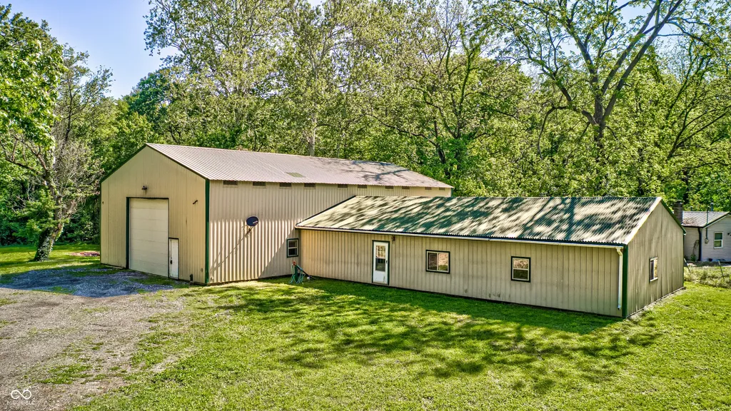 8740 Huggin Hollow Road Martinsville IN 46151