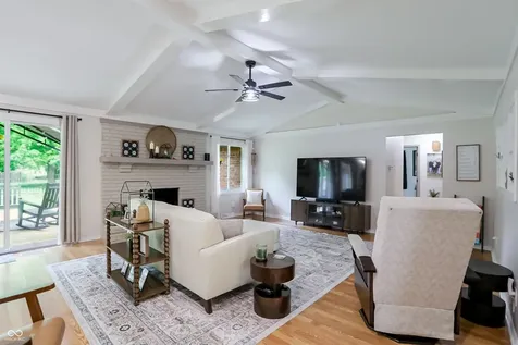 549 Macy Way Greenwood IN 46142