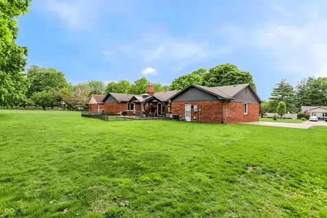 549 Macy Way Greenwood IN 46142