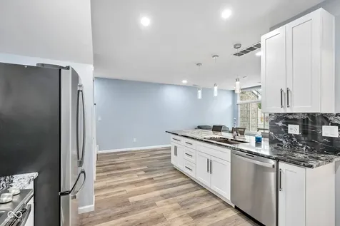 256 Strand Lane Avon IN 46123