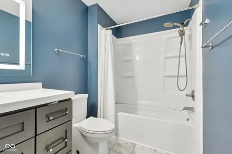 256 Strand Lane Avon IN 46123