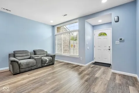 256 Strand Lane Avon IN 46123
