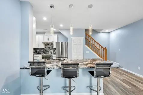 256 Strand Lane Avon IN 46123