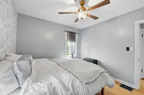 5355 Rosslyn Avenue Indianapolis IN 46220